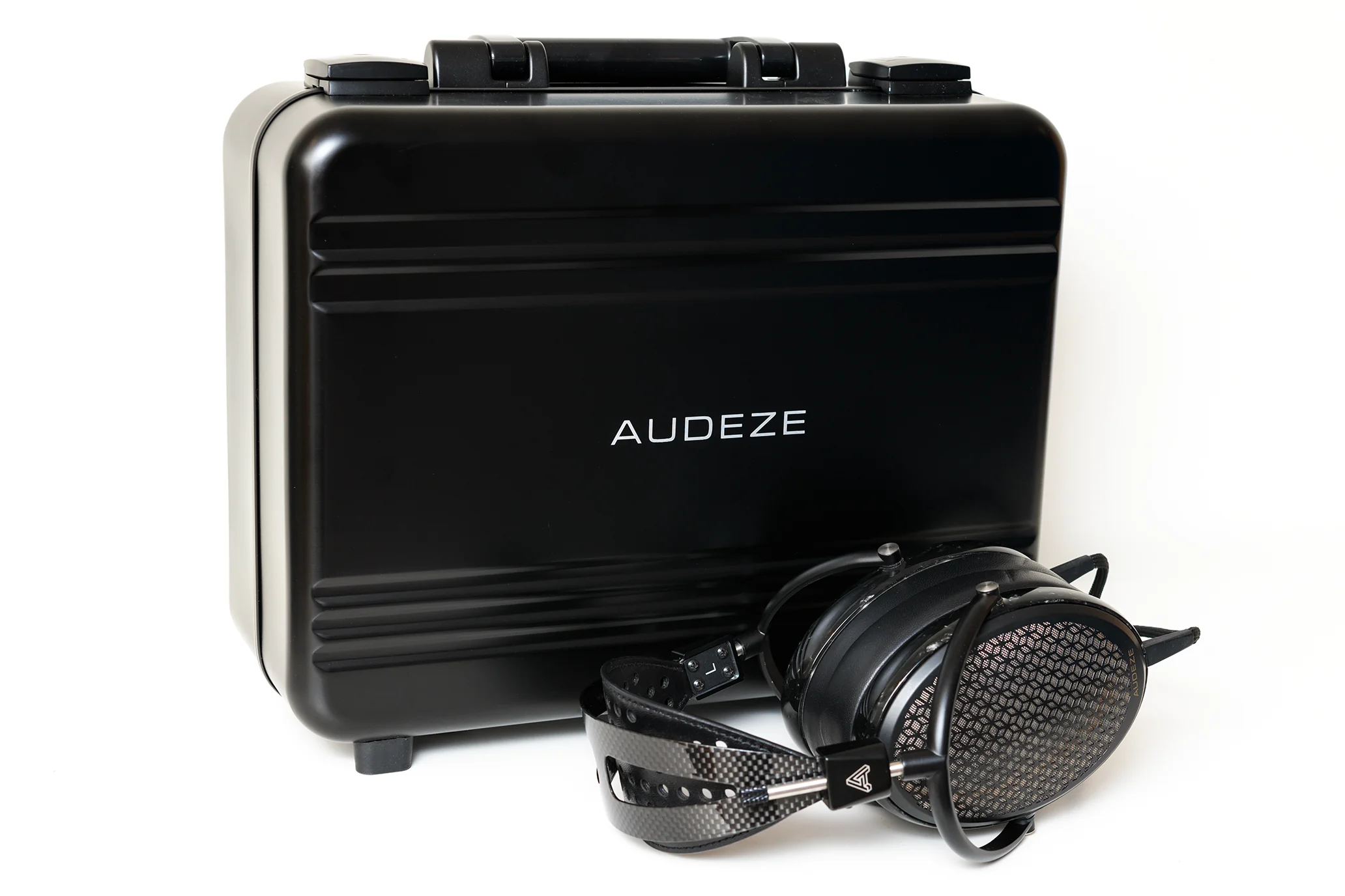 Aluminum Travel Case for CRBN Electrostatic - Image 3